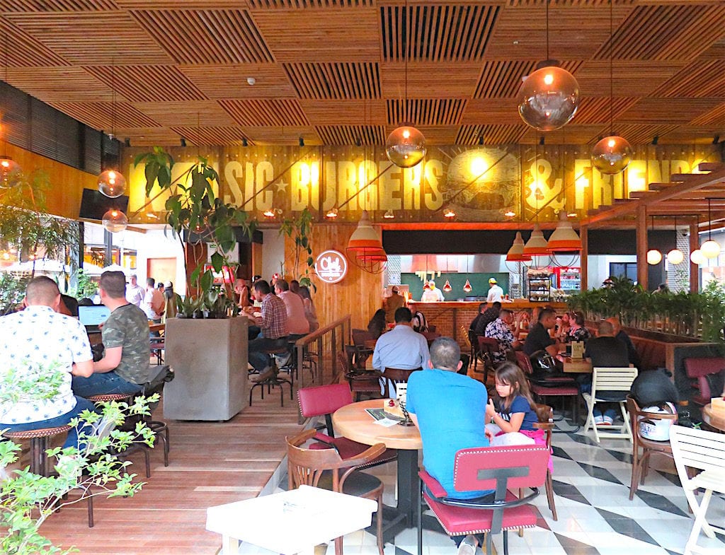 Chef Burger in Viva Envigado Mall